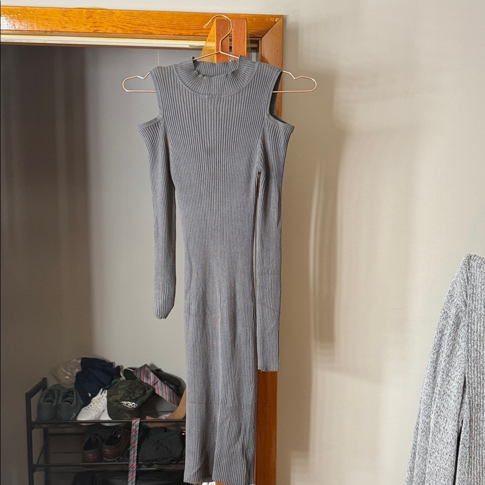 Derek Heart Gray Cold Shoulder Midi Dress
